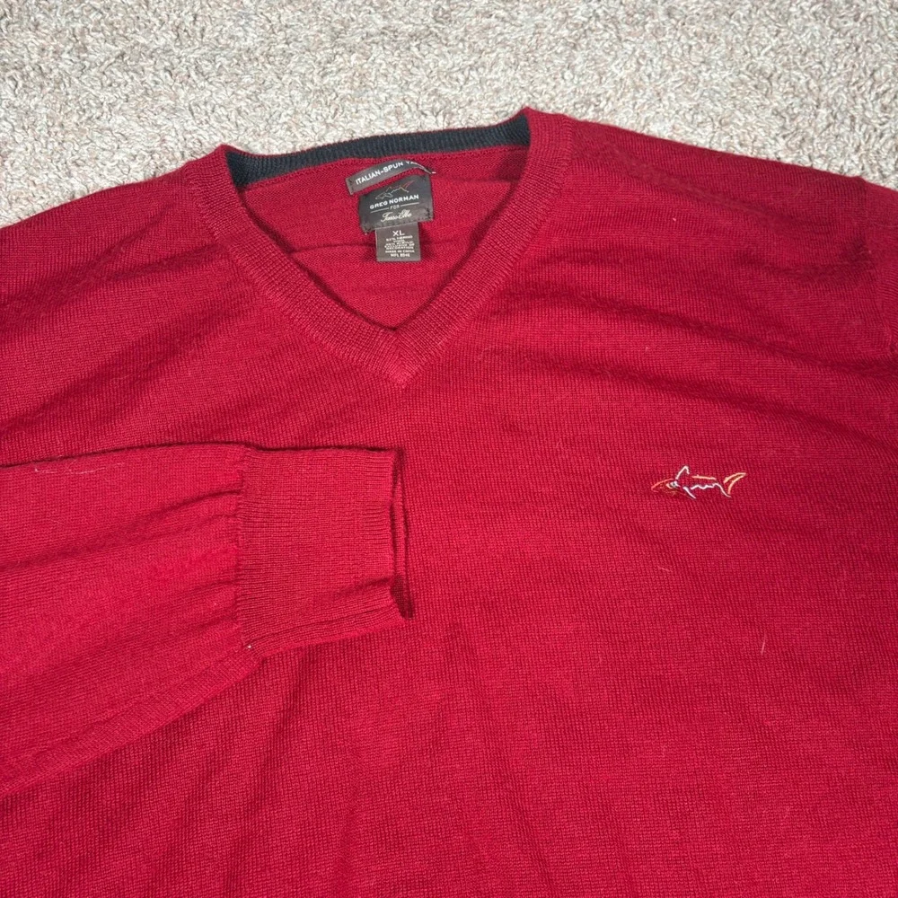 Greg Norman Mens Red V Neck Sweater XL Italian‎ Spun Merino Wool Acrylic Golf